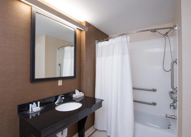 Fairfield Inn & Suites By Marriott Charleston North/Ashley Phosphate North Charleston Esterno foto