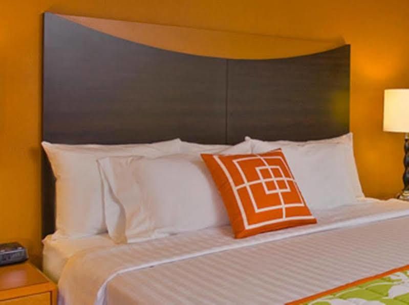 Fairfield Inn & Suites By Marriott Charleston North/Ashley Phosphate North Charleston Esterno foto